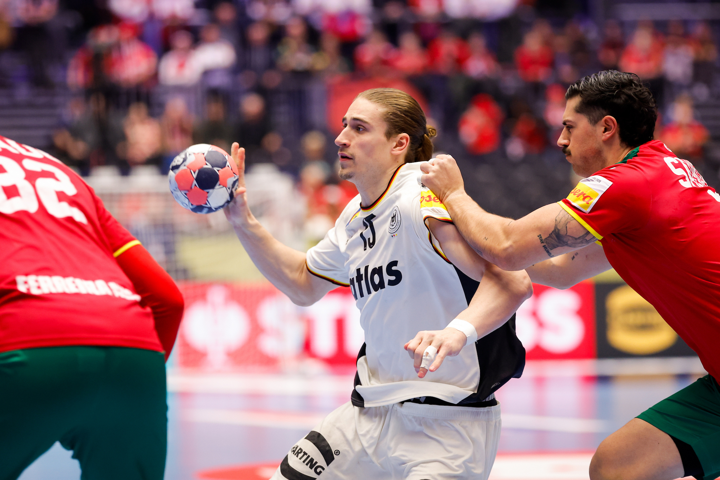 Live blog: Portugal with slight early lead vs Germany