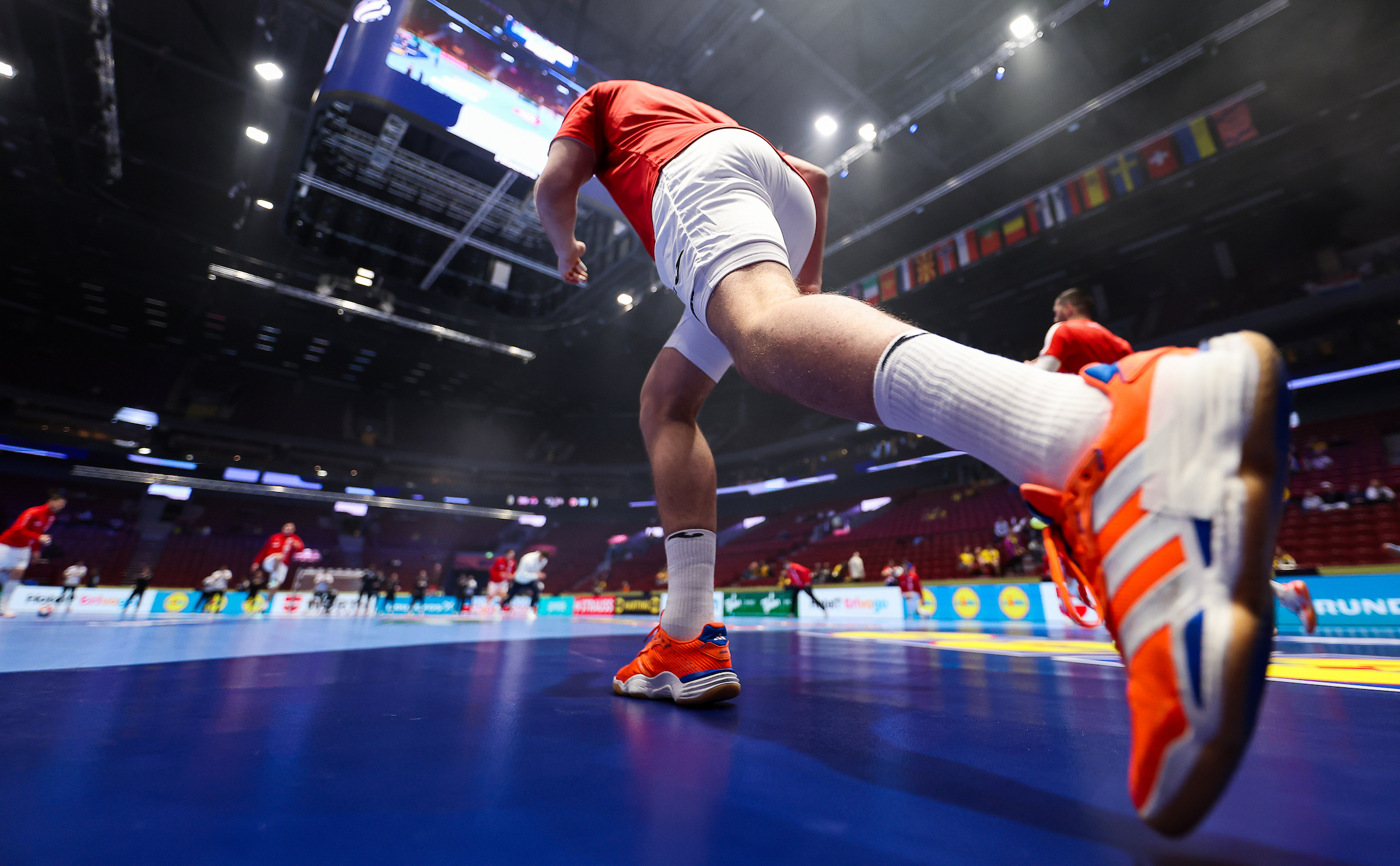 Live blog: Groups A and C prepare to wrap up on Monday evening