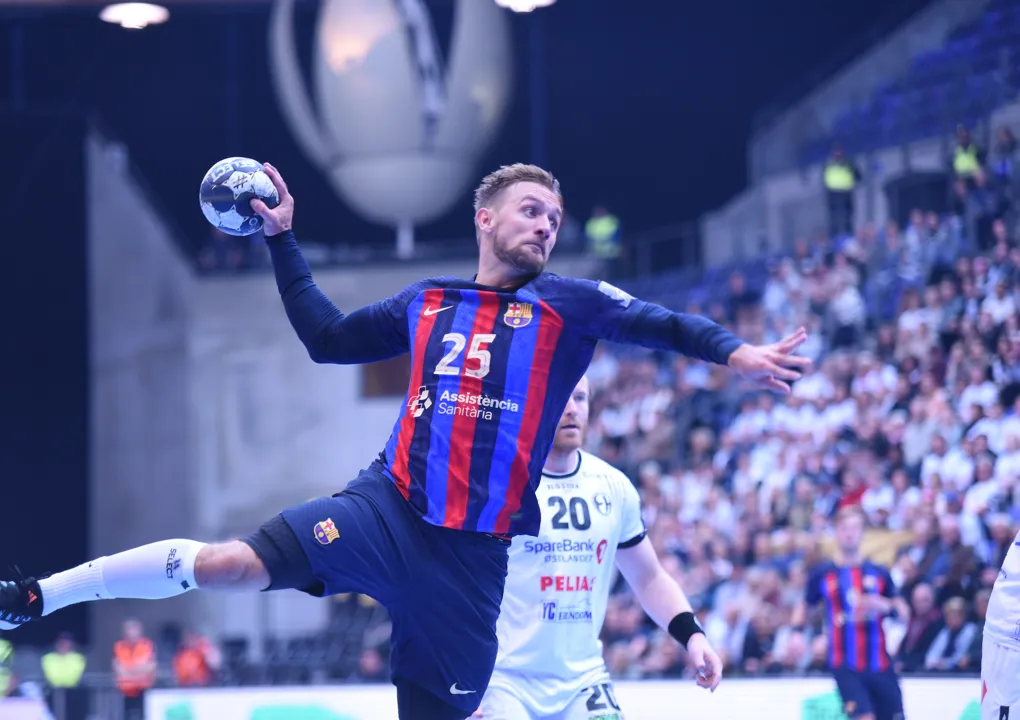 SUMMARY: Barça and Veszprém keep perfect records in thrilling round 4