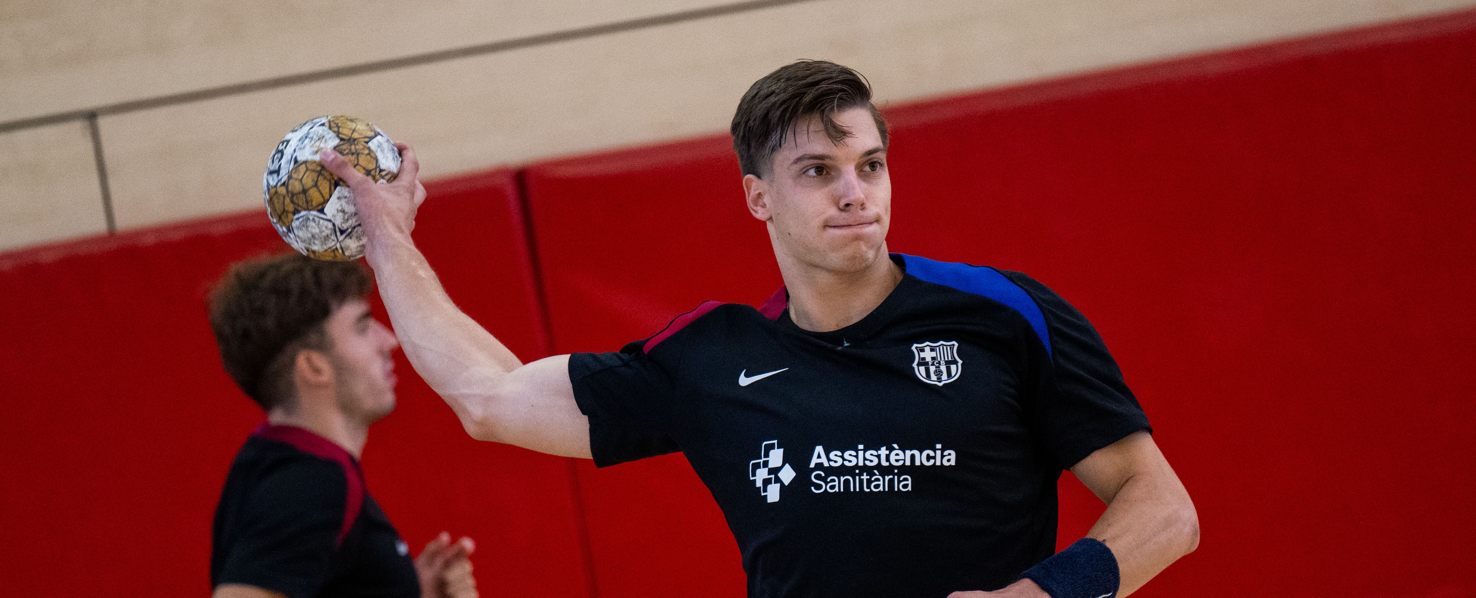 2024 08 15 ENTRENAMENTFCBHANDBOL 06