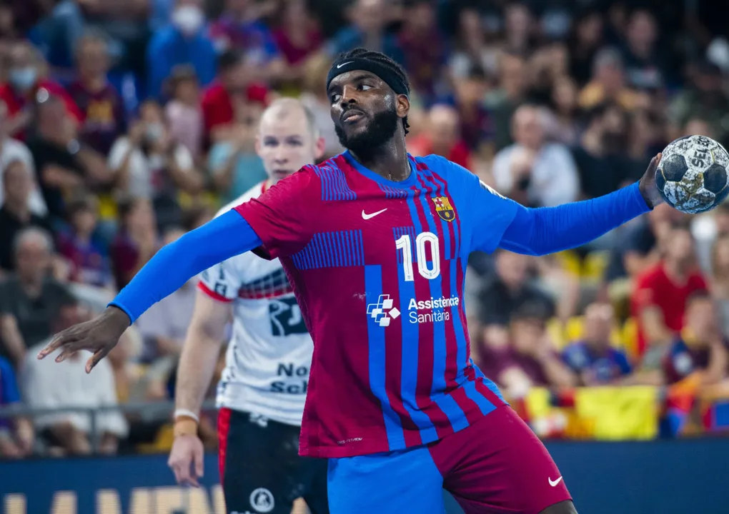Trophies for Barça, Veszprém and Kielce; Kiel hit by injuries