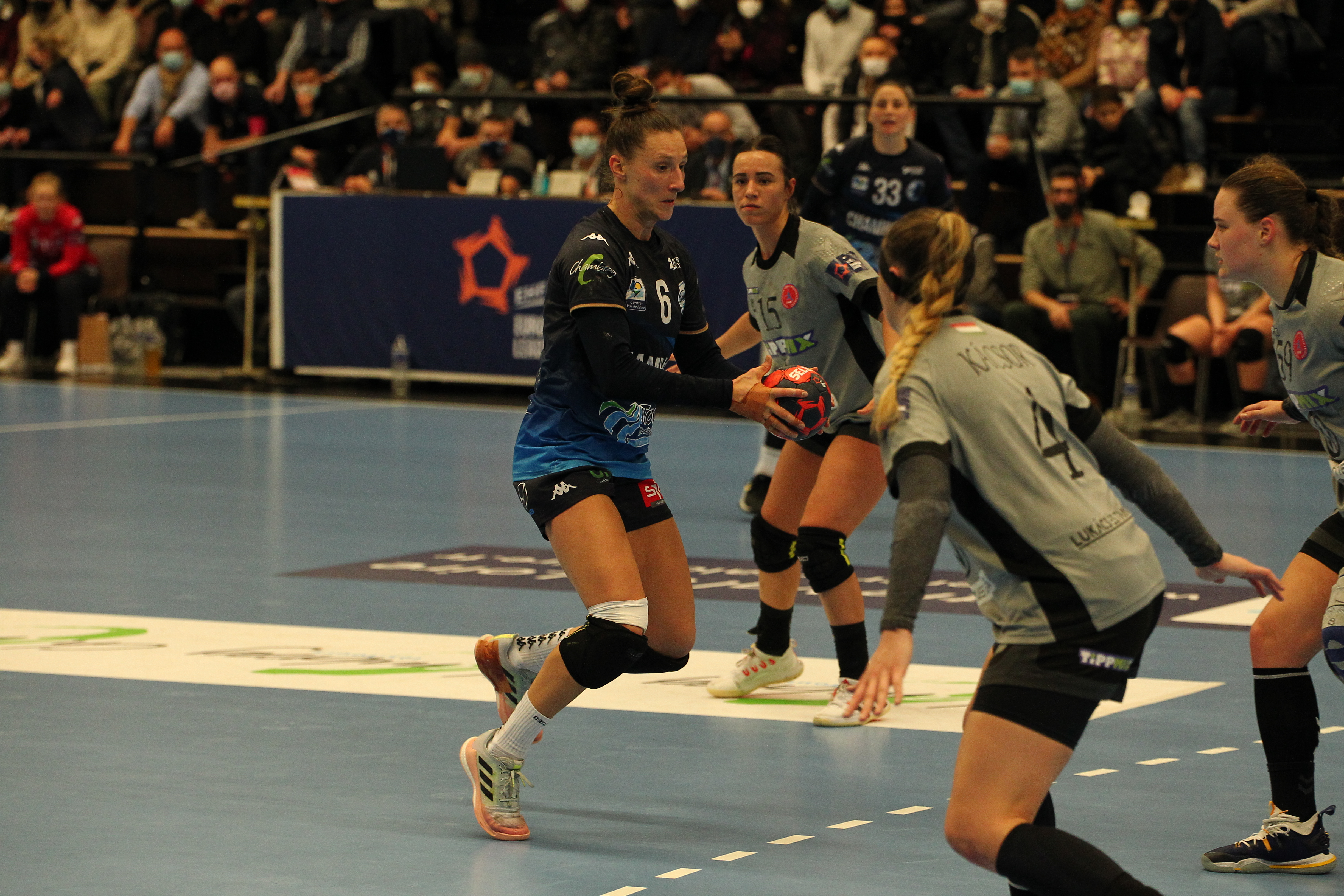 Chambray take maiden group win