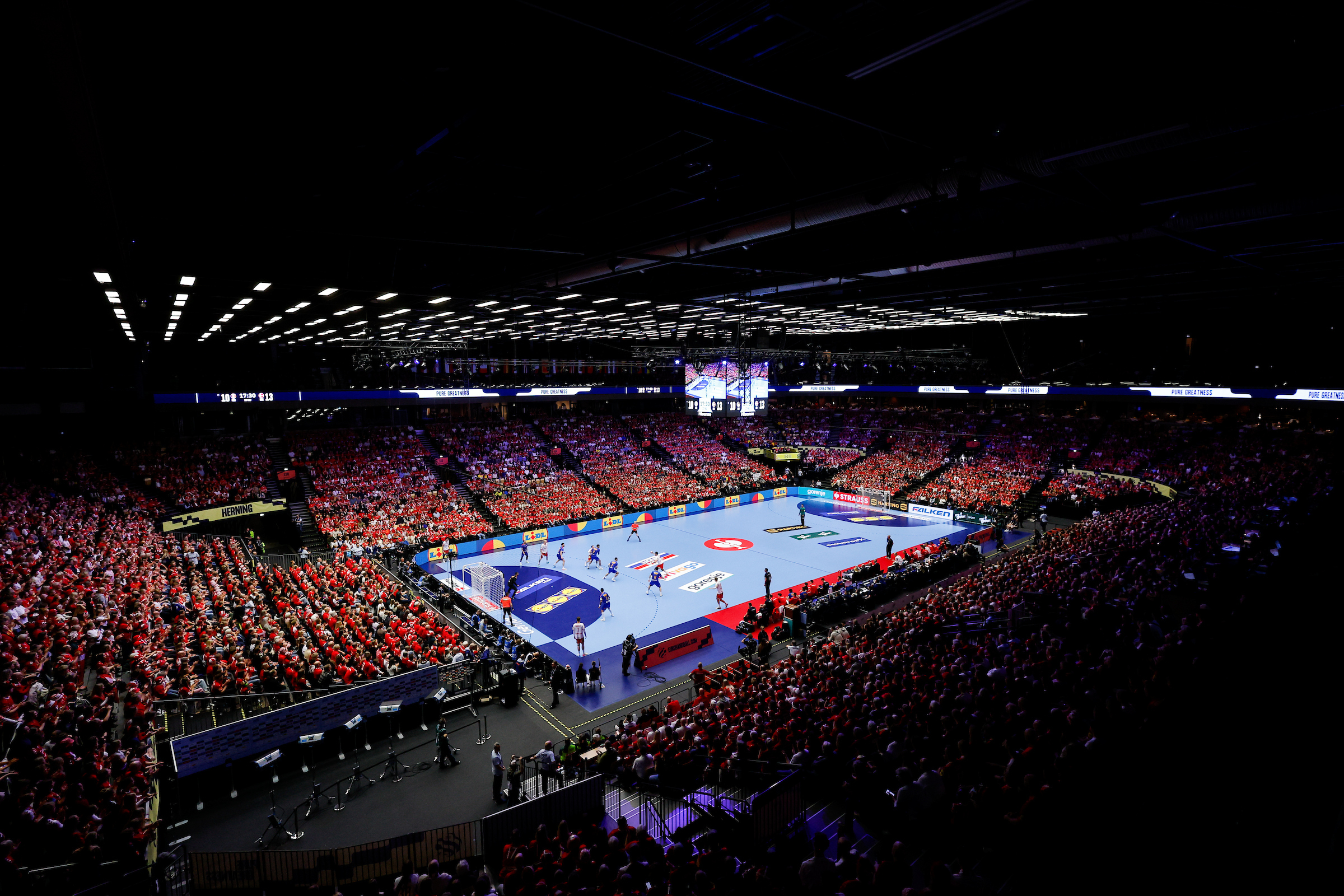 Live blog: Showdown for main round seats awaits on Tuesday