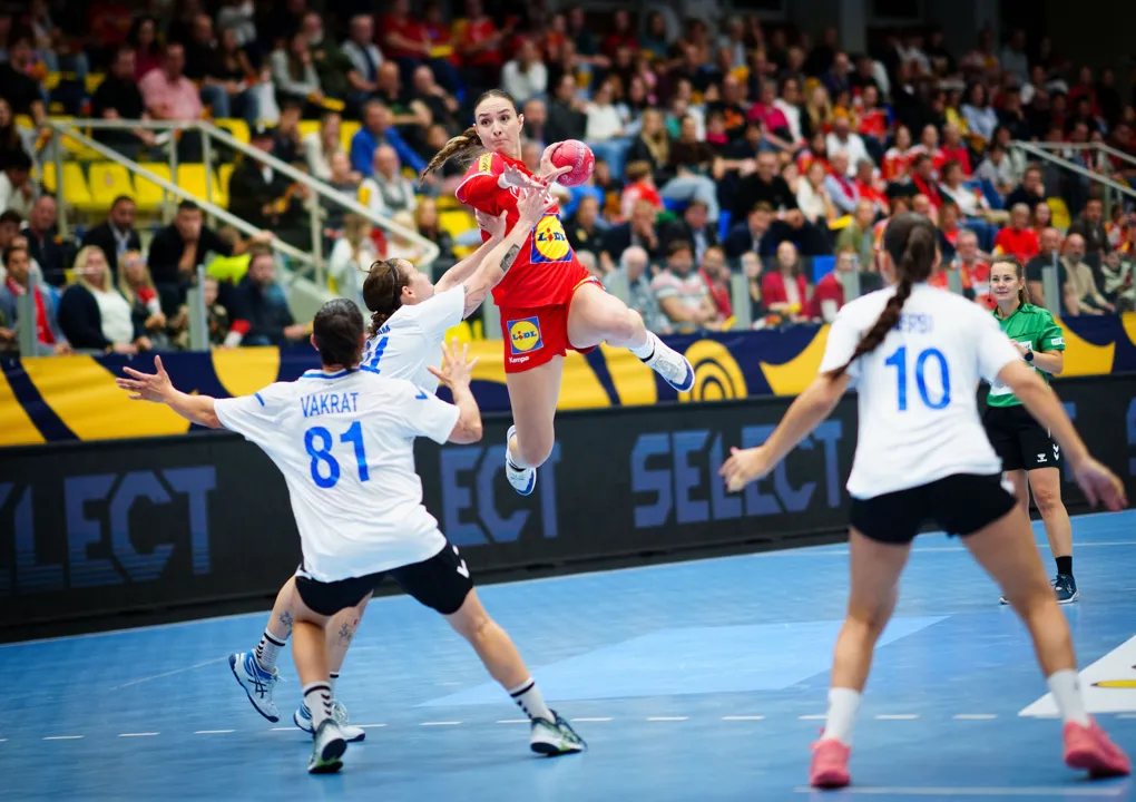 France and Austria open with clear wins; Faroese make history