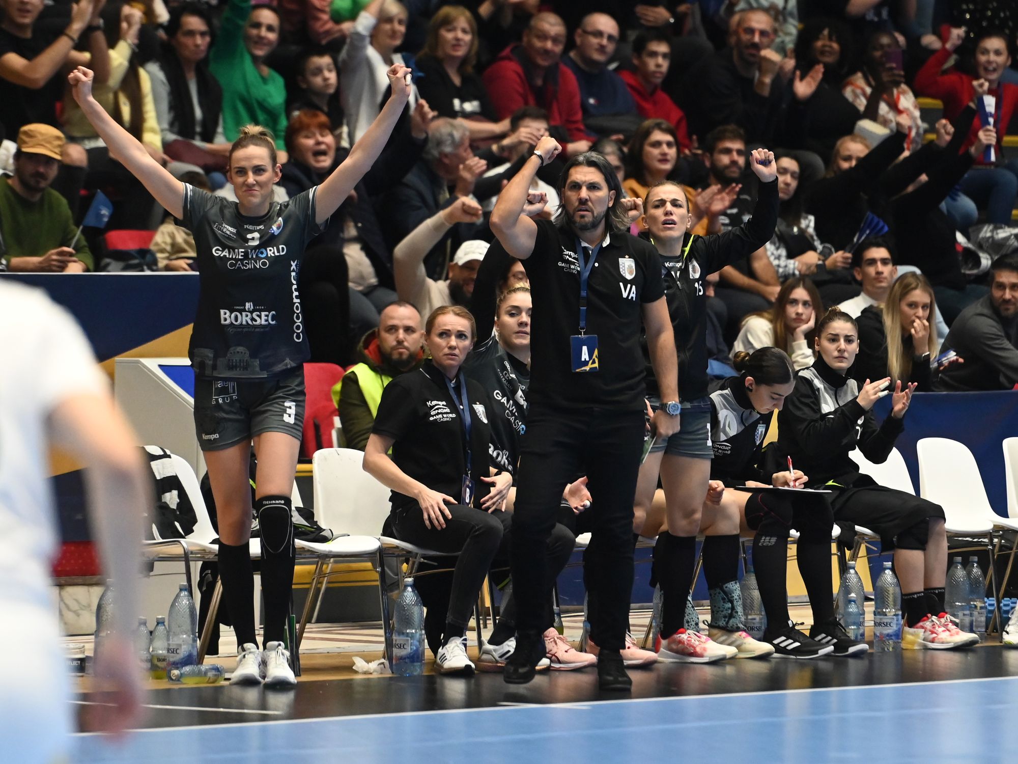 Spectacular Neagu powers CSM past FTC
