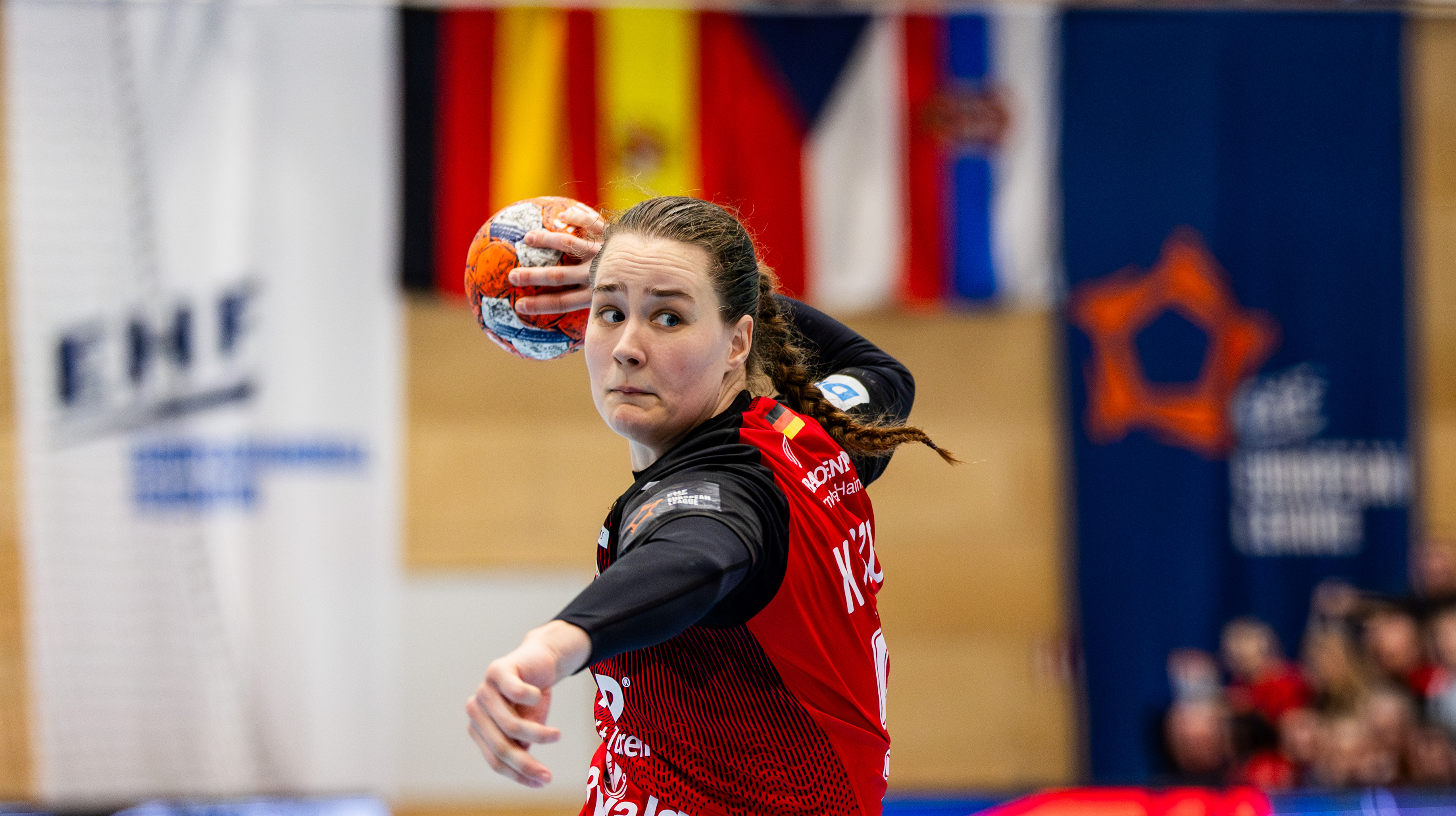 The race to the EHF Finals Women continues this weekend