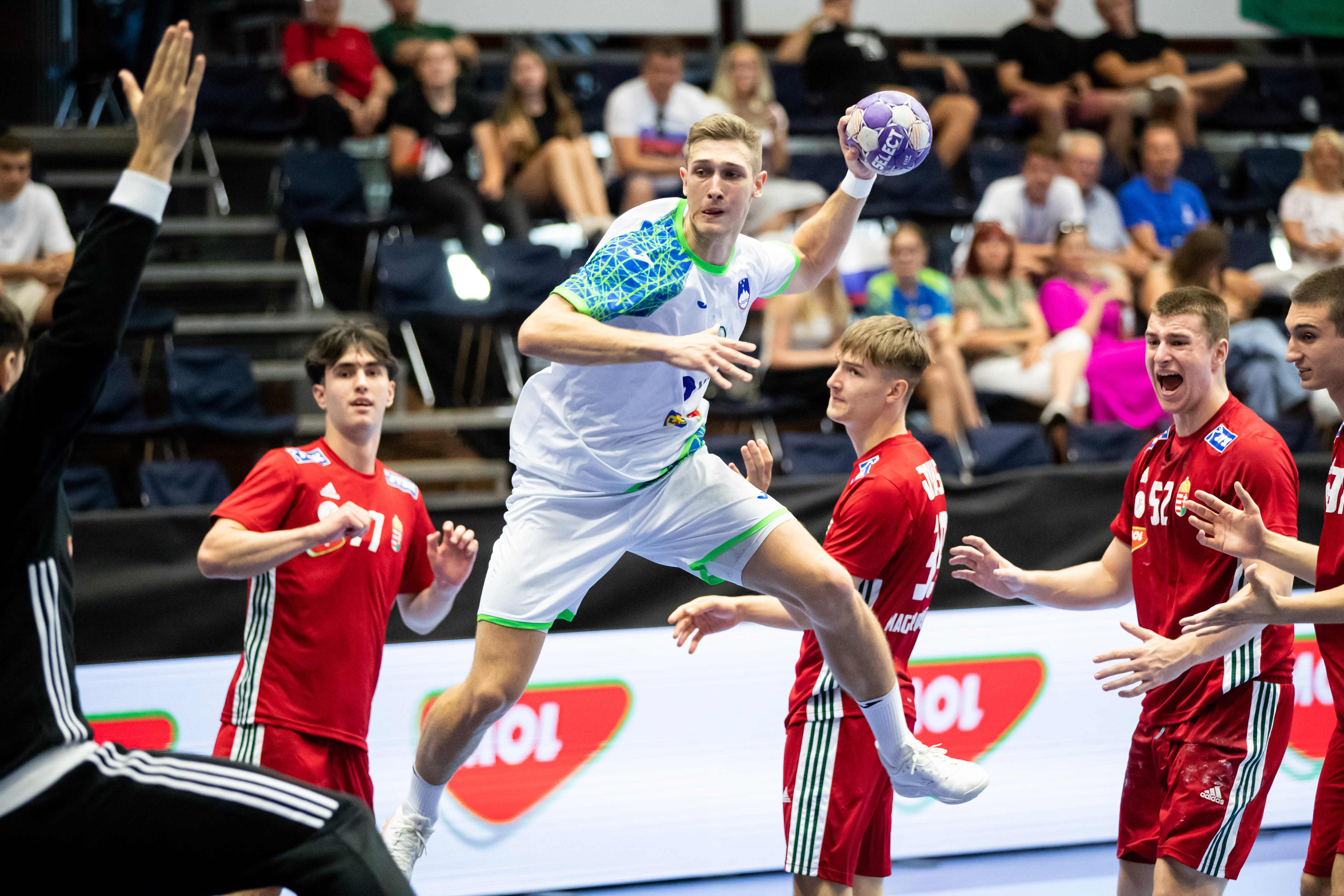 Mai Marguc - Talent runs in the family